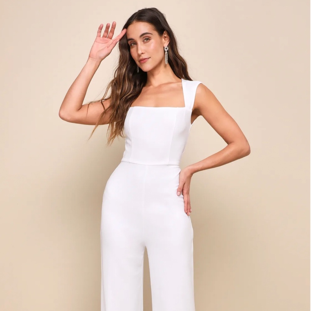 Lulus Enticing Endeavors White Jumpsuit Size XS